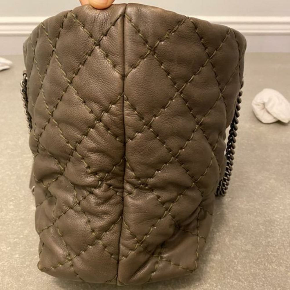 Excellent condition Chanel - Picture 2 of 9